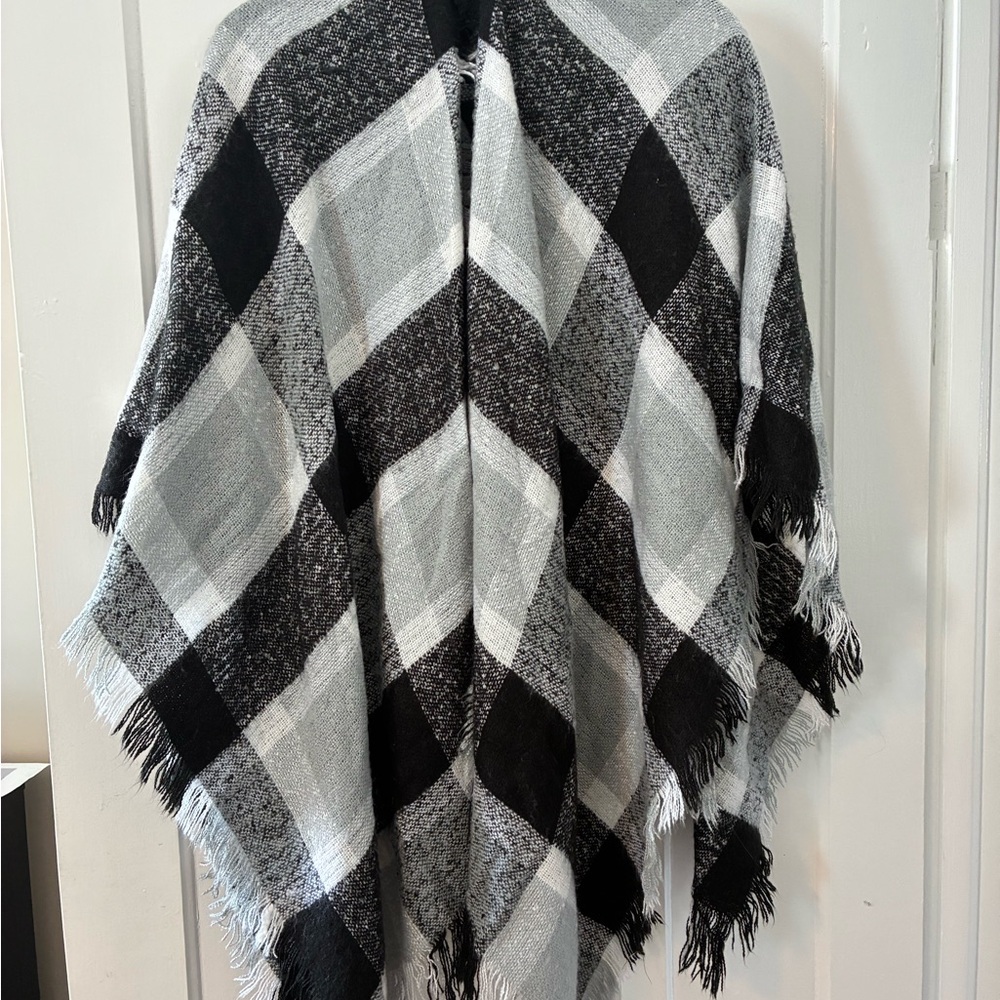 Plaid Black and Gray Sweater Wrap